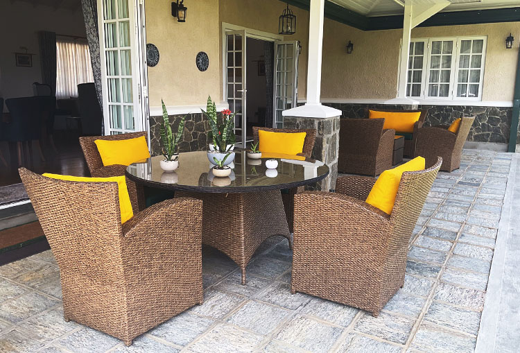 Hill Haven - Patio 4