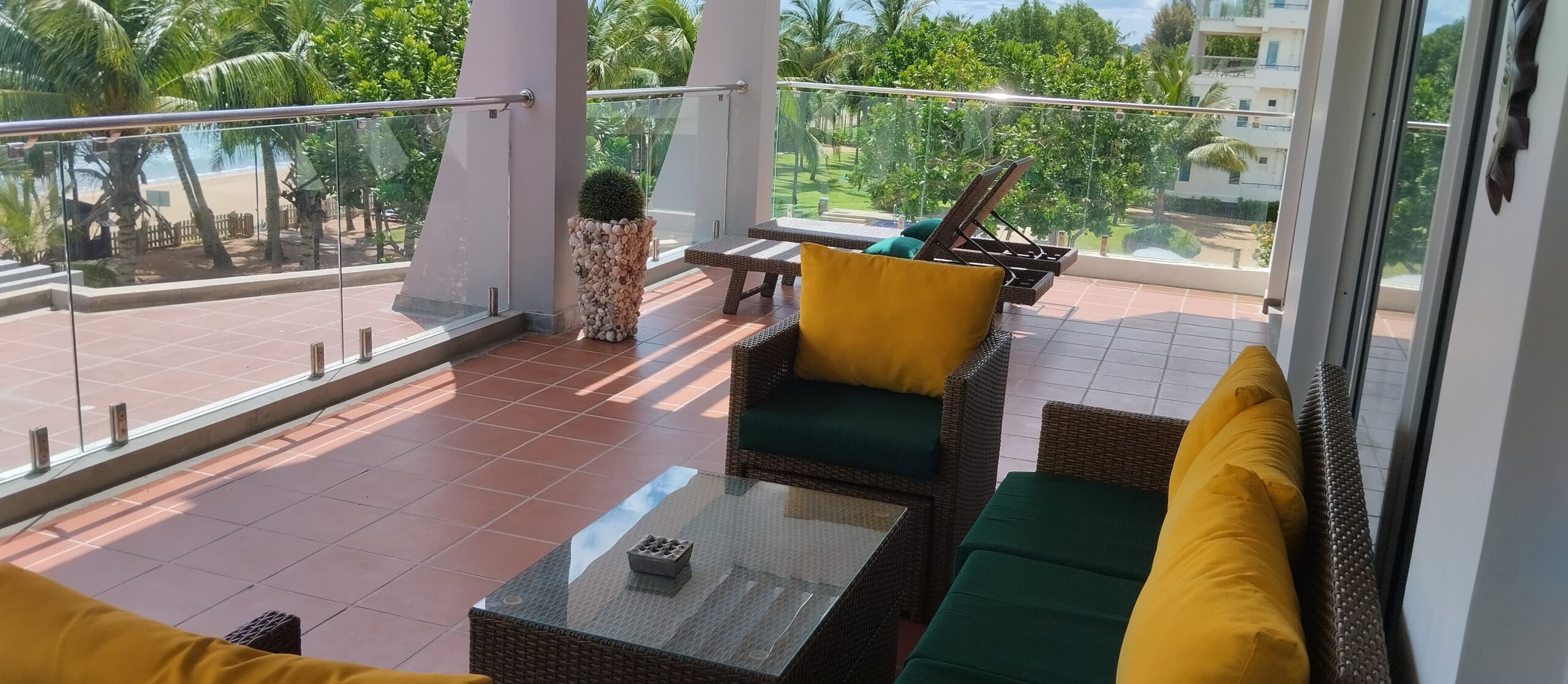 Sandy Shores - Balcony 2